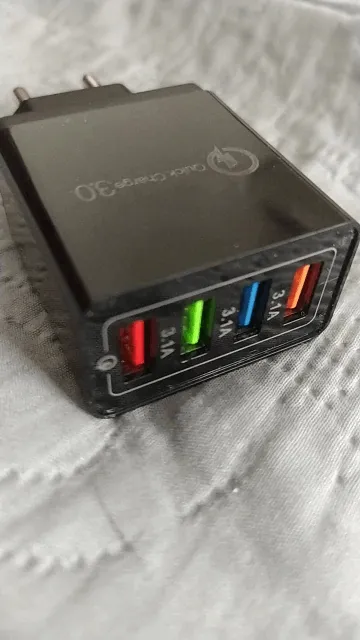 QuickChargePro on bed